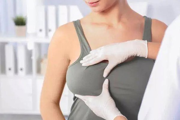 導(dǎo)致乳腺增生的發(fā)病的原因都有哪些